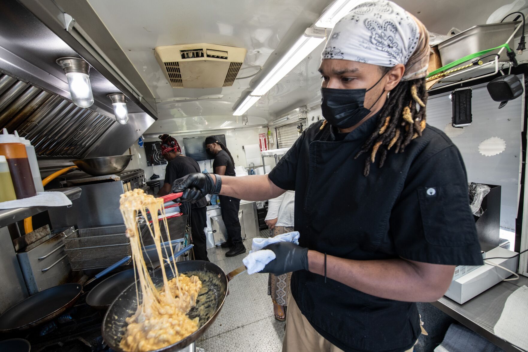 Smokiin' Mac Food Truck (web only)